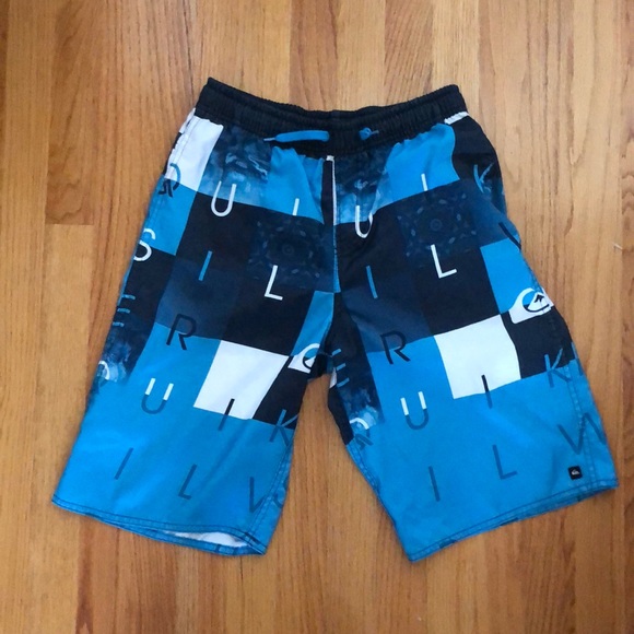 quicksilver boys swim trunks